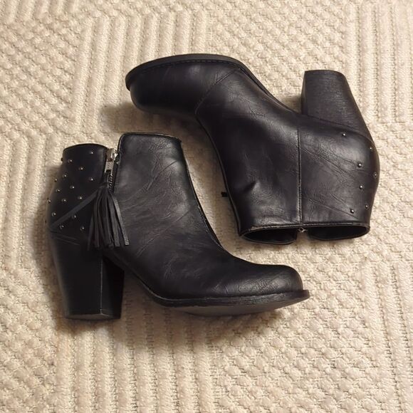 Women's Olsenboye Otabitha Black Studded - Picture 1 of 9